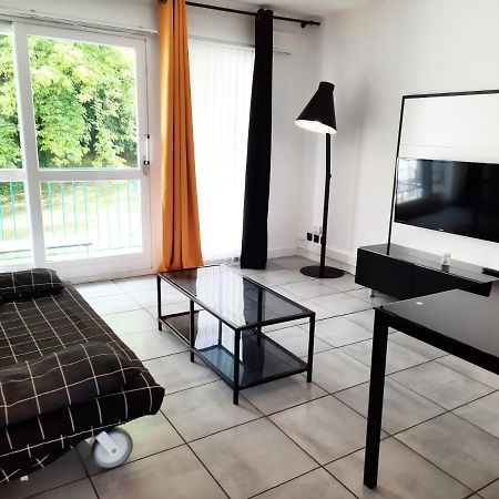 La Poterie - Appartement Avec Balcon Et Parking Prive Quimper Exterior foto