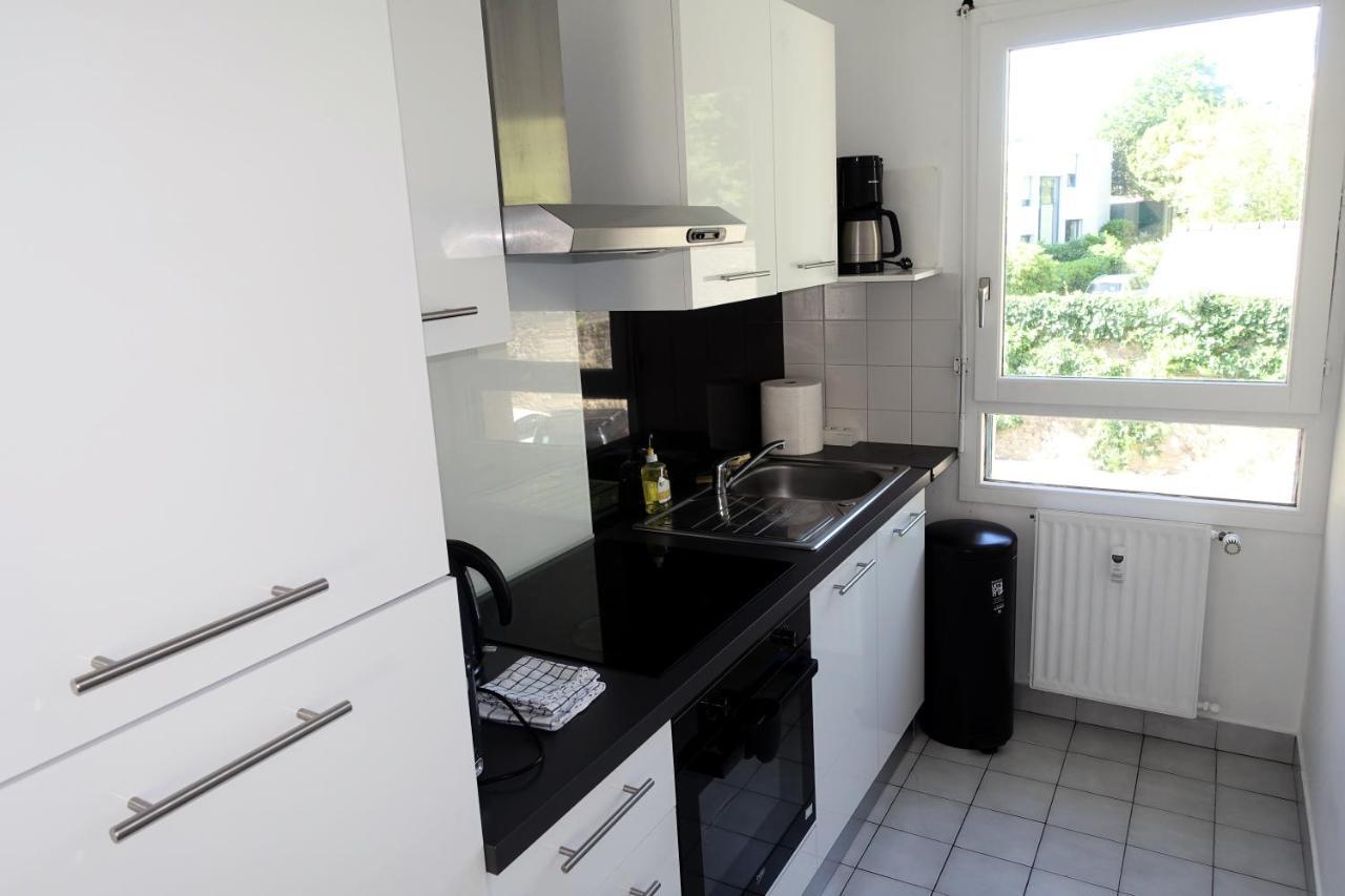 La Poterie - Appartement Avec Balcon Et Parking Prive Quimper Exterior foto
