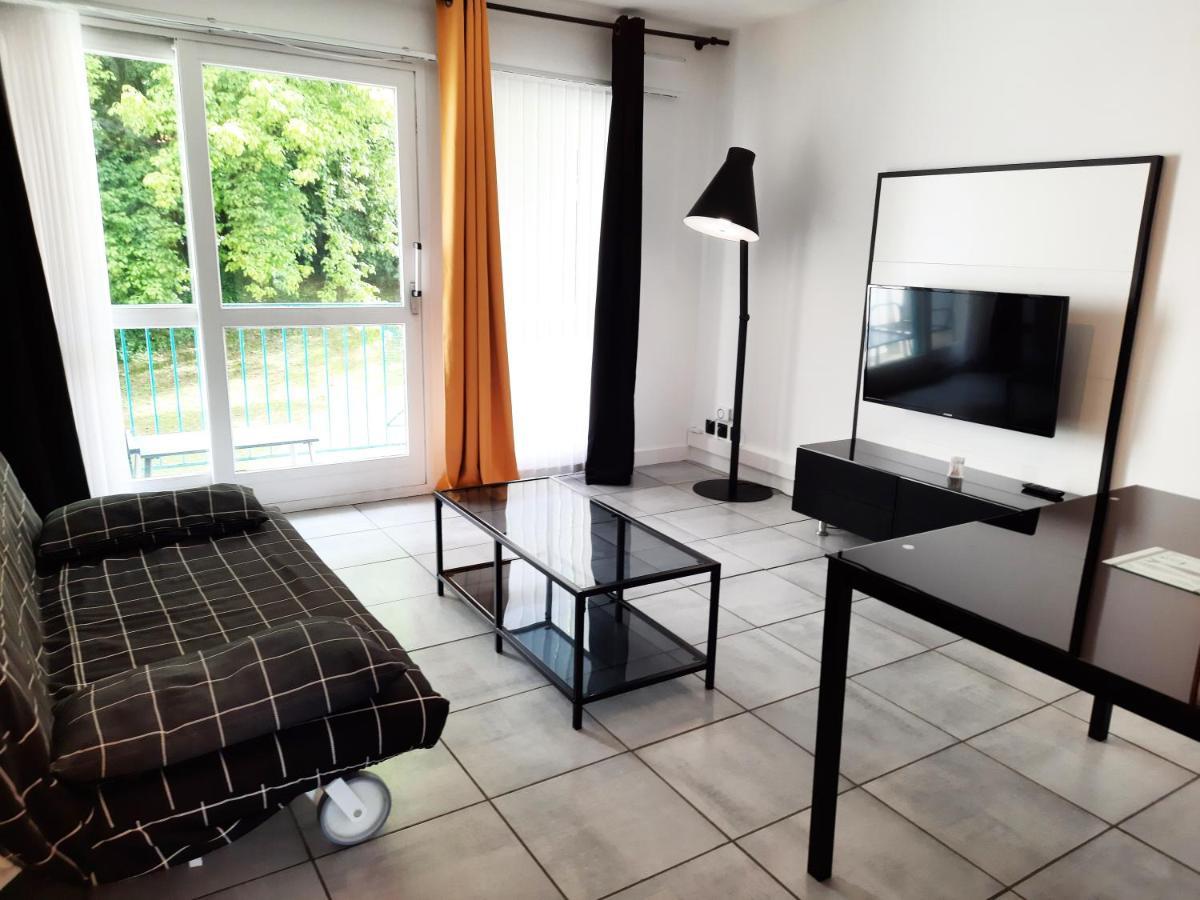 La Poterie - Appartement Avec Balcon Et Parking Prive Quimper Exterior foto